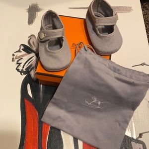 HERMÈS baby shoes